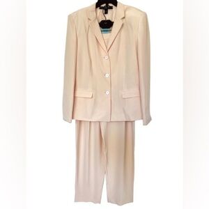 NWT Josephine Chaus Vintage 100% Silk Pale Pink Pantsuit. Size 12/14